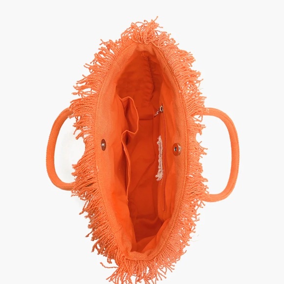 American & Beyond | Fringe Fiesta Pineapple Tote w/ Crossbody Strap - Picture 6 of 8